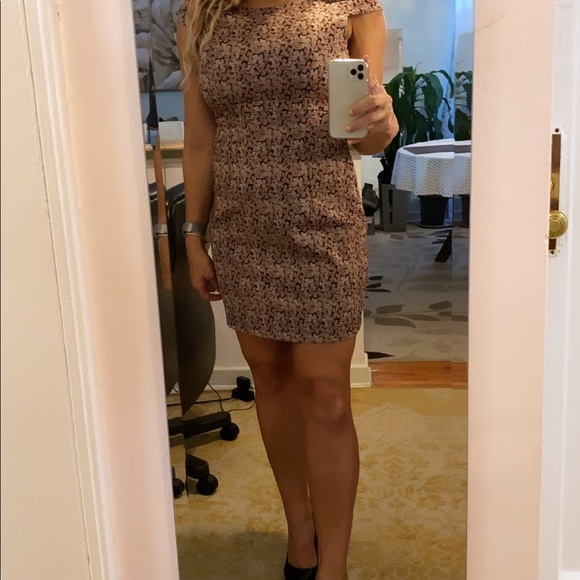 Dress - Picture 5 of 7